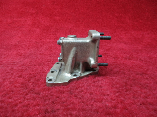 Continental Oil Pump Cover Tach Drive PN 538579-M, 535887-B