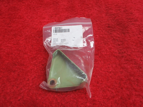Cessna 172 Vertical Stabilizer Fin Lower Hinge Half PN 0531103-1
