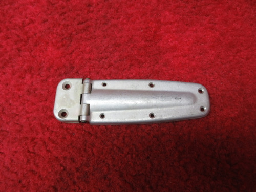 Cessna 150, 152 Lower Cabin Door Hinge PN 0711037-498, 0413426-4