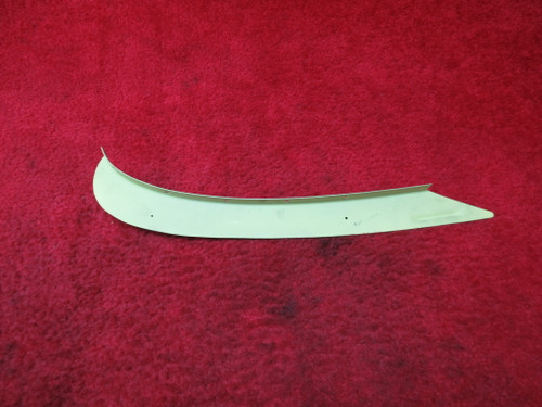 Beechcraft LH Wing Tip Light Glareshield PN 000-170031-1