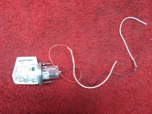 uAvionix Tail Beacon Nav Light ADS-B Out PN UAV-1001360-001