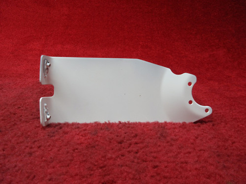Piper PA-28, PA-32 RH Wheel Fairing Bracket PN 37880-003, 37880-03