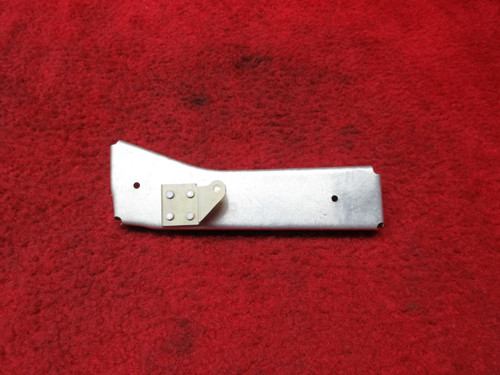 Cessna 150 Front Floorboard INBD LH Bulkhead PN 0413395-1