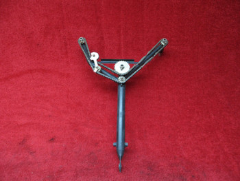 Cessna 152 Control Yoke Y PN 0460128-200