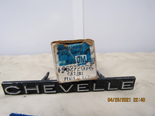 CHEVELLE GRILLE EMBLEM / 62720756