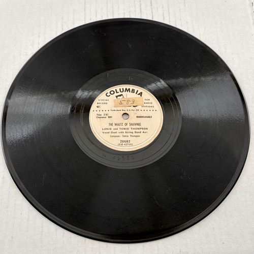 Lonie & Tomie Thompson  The Waltzoff The Shawnee / They Tell Me I'm Crazy 78 RPM