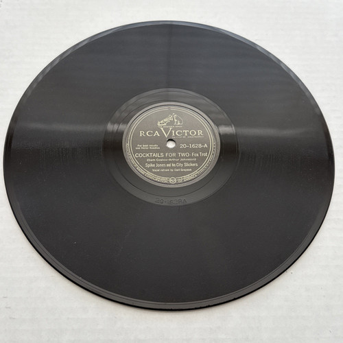 Spike Jones 78 RPM Victor 20-1628 Cocktails For Two / Leave The Dishes