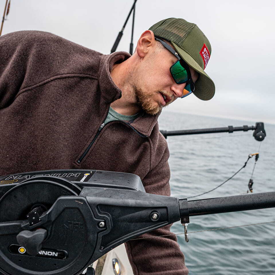 SHOP SPRING CAPS collection