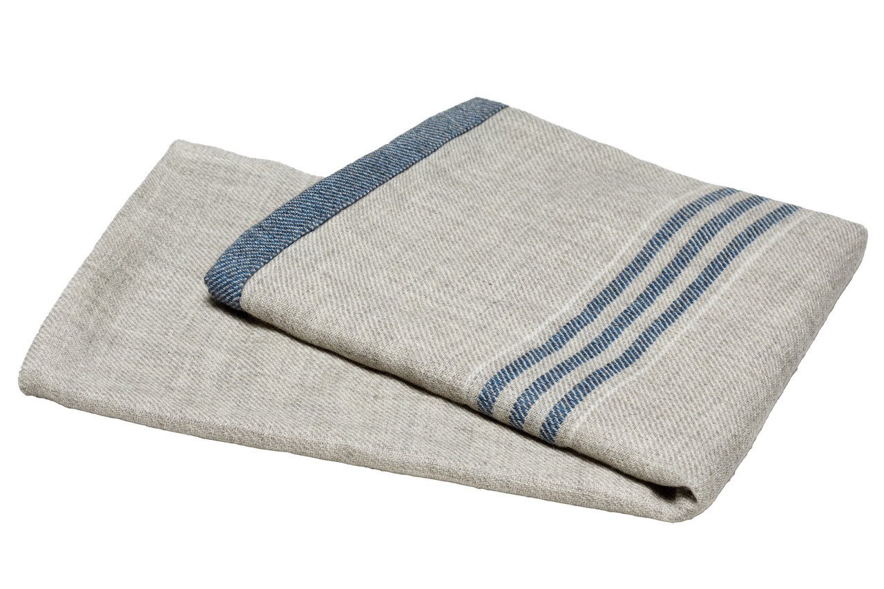 COAST Mackenzie Woollen Throw (Navy)