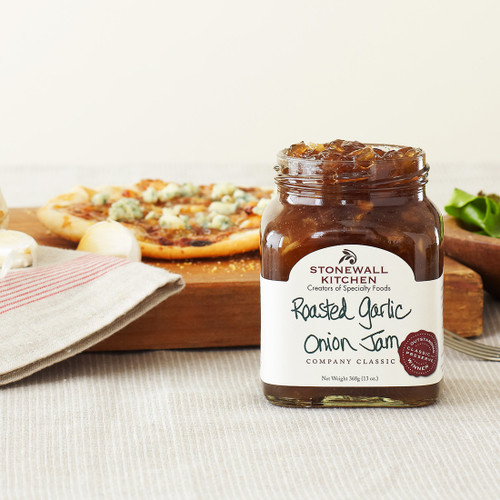Stonewall Kitchen's Roasted Garlic Onion Jam Jar Stonewall Kitchen's Roasted Garlic Onion Jam Jar