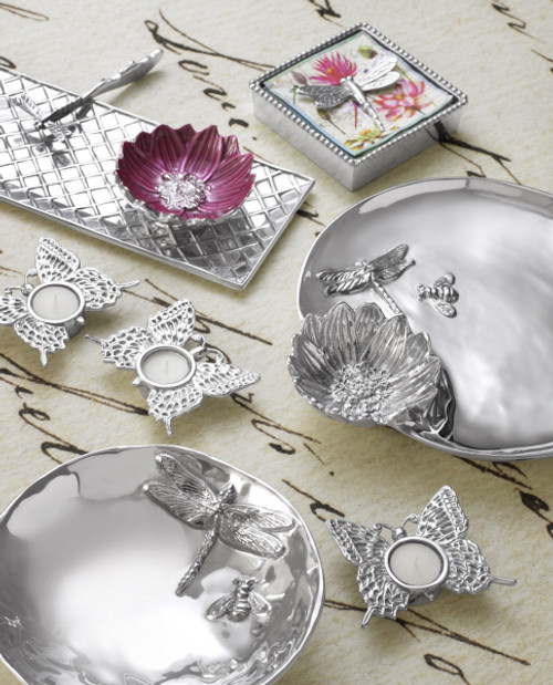 Mariposa Napkin Box with Dragonfly Weight Mariposa Napkin Box with Dragonfly Weight