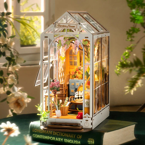 3D Wooden Puzzle Bookshelf Greenhouse