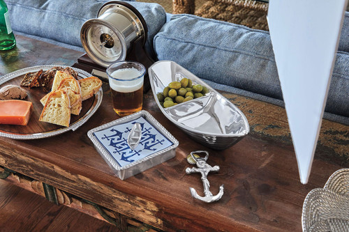 Mariposa Small Dory Server Mariposa Small Dory Server