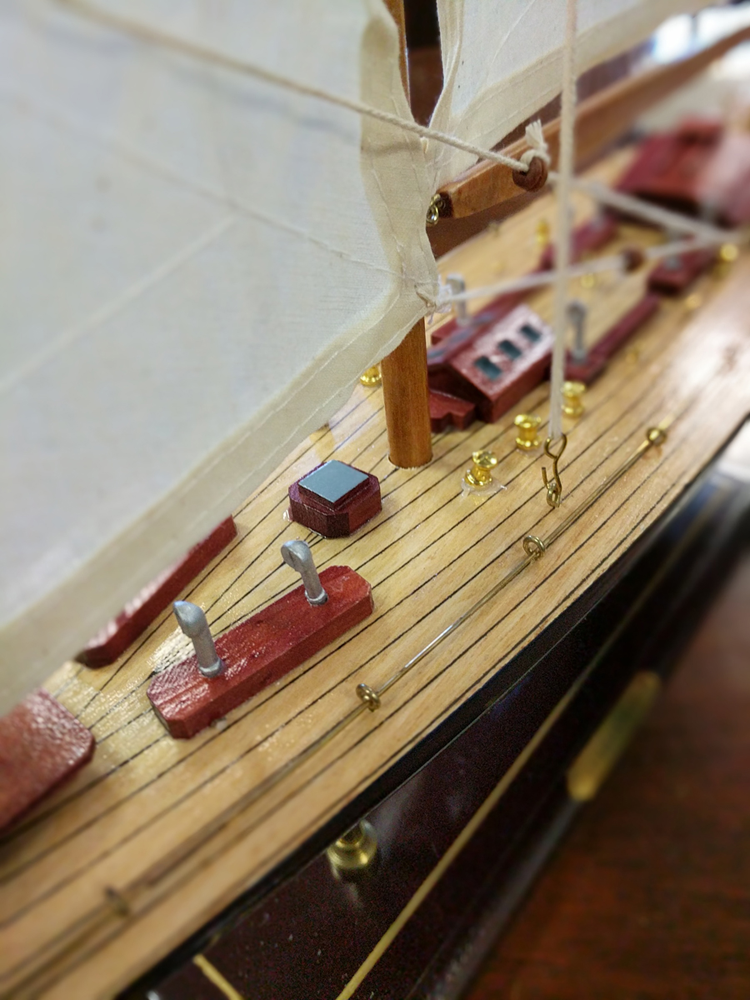 Sailboat Model Endeavour 1934, 24