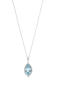 18K White Gold Vintage Aquamarine Luxe Pendant Necklace 18K White Gold Vintage Aquamarine Luxe Pendant Necklace