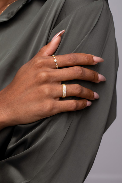 18K Yellow Gold Pave Natural Diamond Mika Band Ring