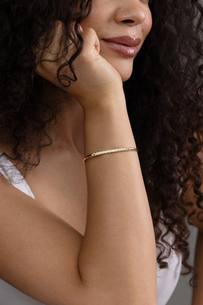 18K Yellow Gold Diamond Kiera Elegant Bangle Bracelet