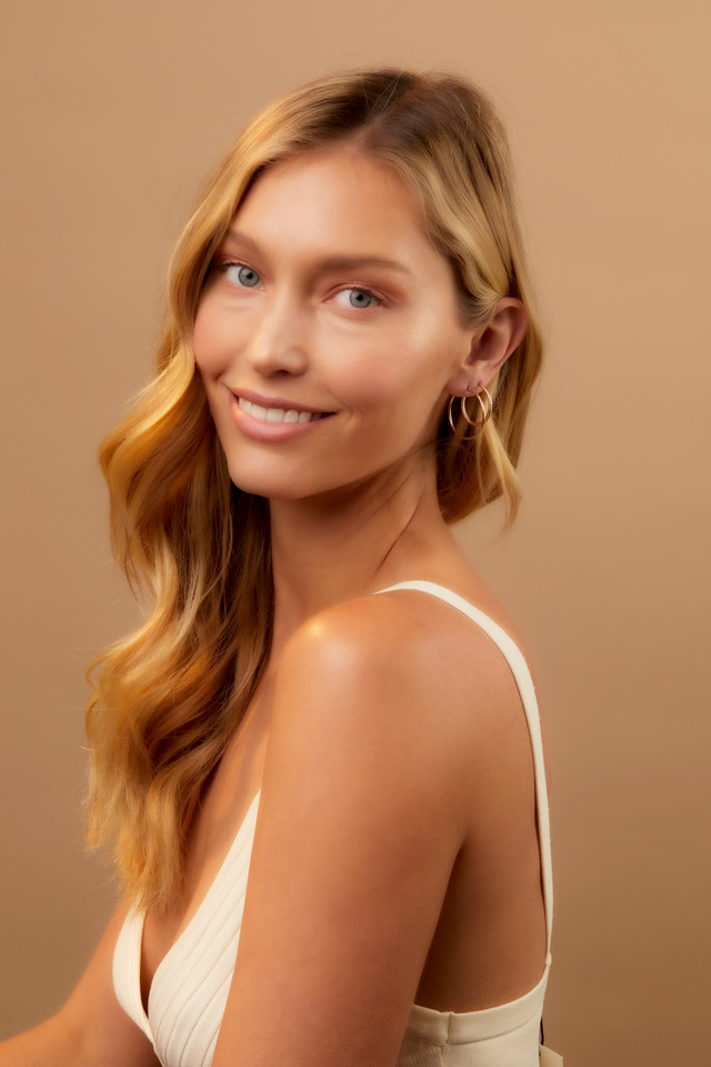 14K Yellow Gold Bony Levy Large Thin Classic Hoop Earrings