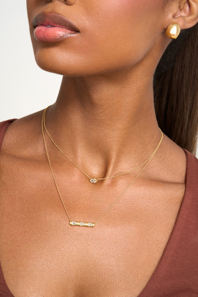 18K Yellow Gold Diamond Mika Oval Cluster Pendant Necklace