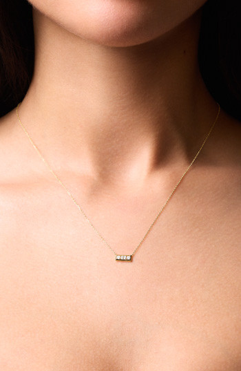 18K Yellow Gold Natural Diamond Maya Pendant Necklace