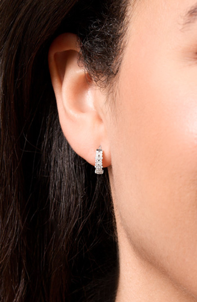 18K White Gold Diamond Liora Delicate Hoop Earrings