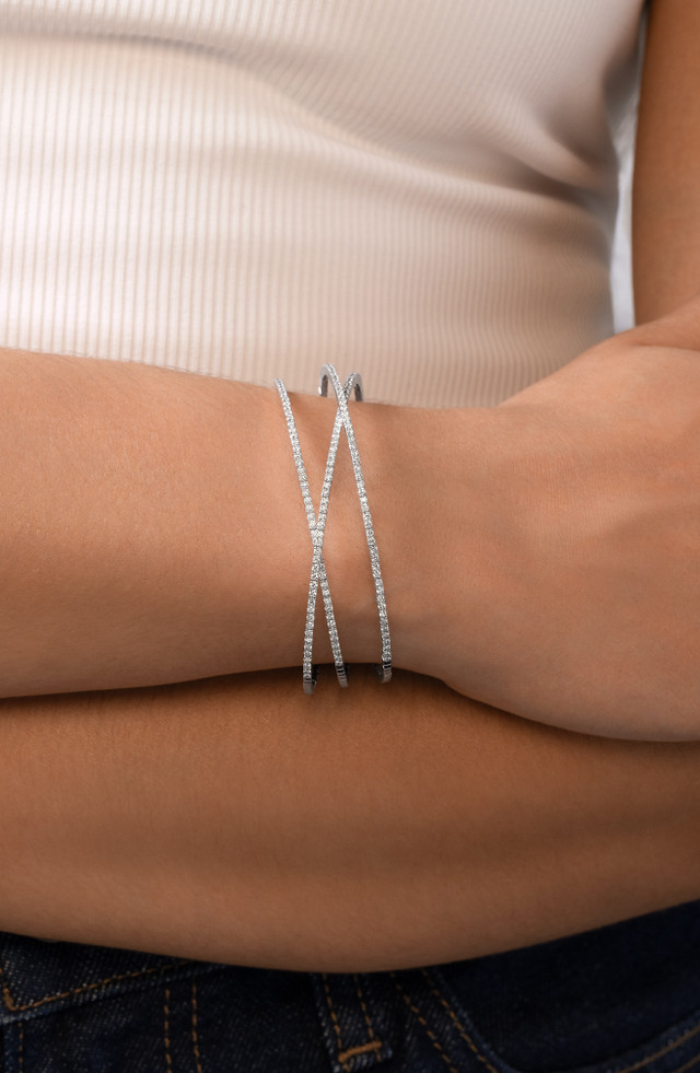 18K White Gold Diamond Audrey Glamorous Cuff Bangle Bracelet