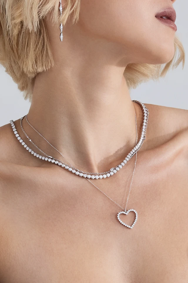 18K White Gold Liora Natural Diamond Heart Pendant Necklace