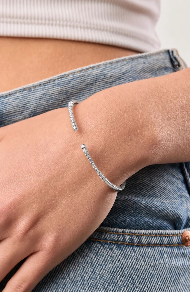 18K White Gold Audrey Natural Diamond Bangle Bracelet