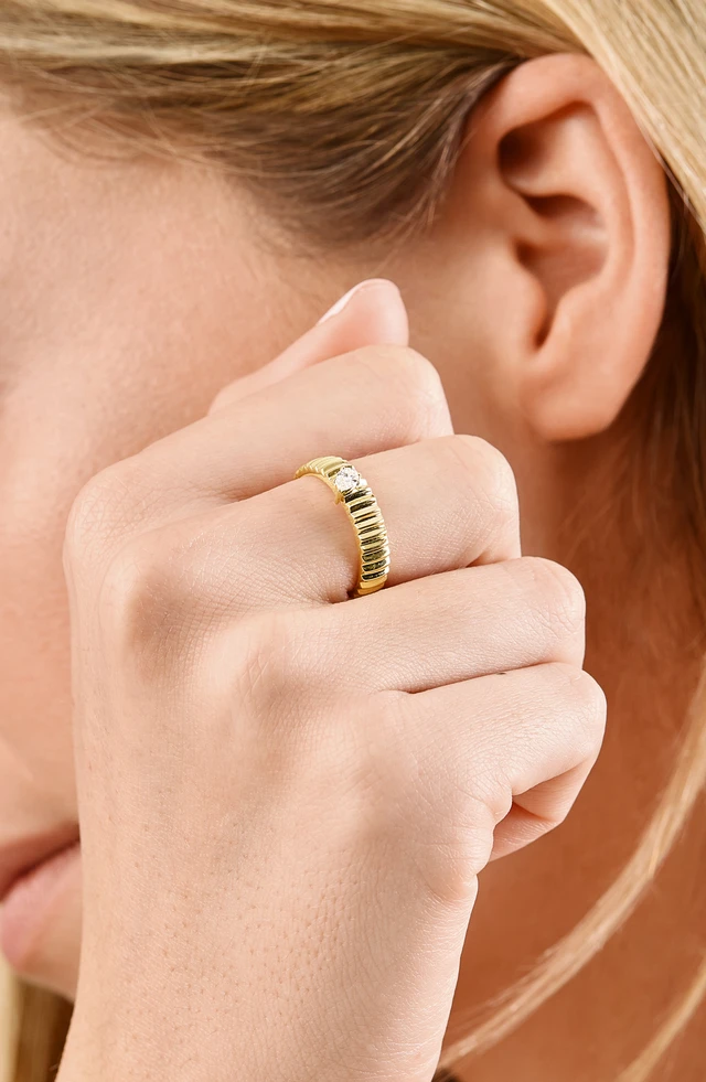 18K Yellow Gold Cleo Natural Diamond Stackable Ring
