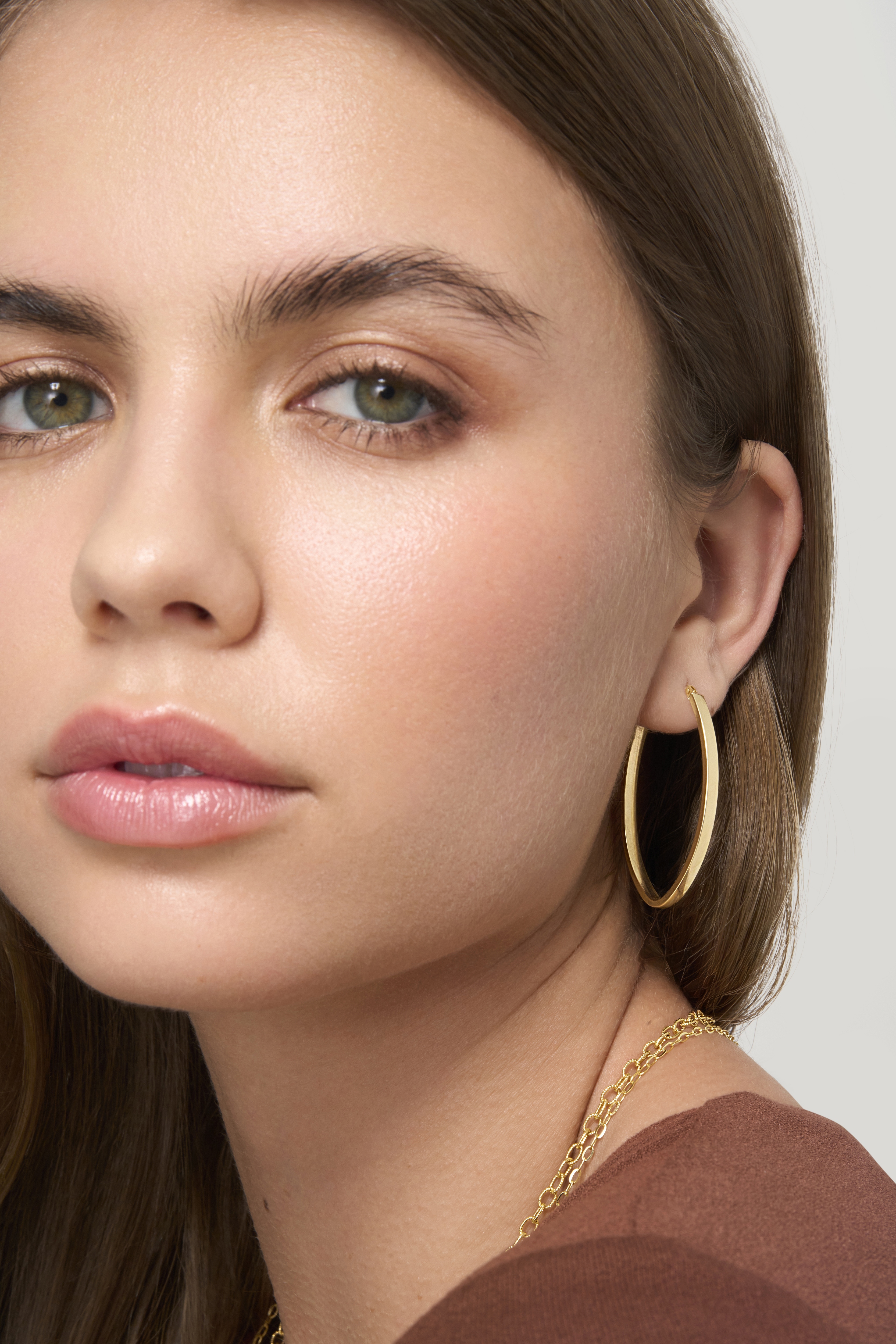 14K Yellow Gold Medium Square Tube Hoop Earrings