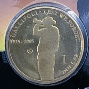 2005 $1 1915 Gallipoli "C" Canberra Mintmark coin in official 90th anniversary folder. 2005 $1 1915 Gallipoli "C" Canberra Mintmark coin in official 90th anniversary folder.
