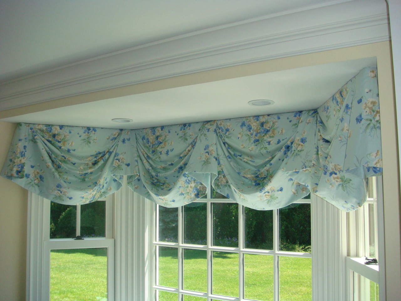 Swag Valance Kitchen Curtains, blue floral fabric by Jane Churchill