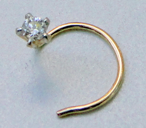 18 K Diamond set nose pin stud  nosering