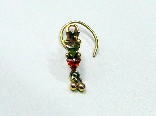 vintage  22 K  gold red stones with bells nose stud nose ring nose pin