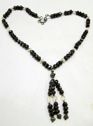 Garnet strands-Natural gemstones beads necklace-11173