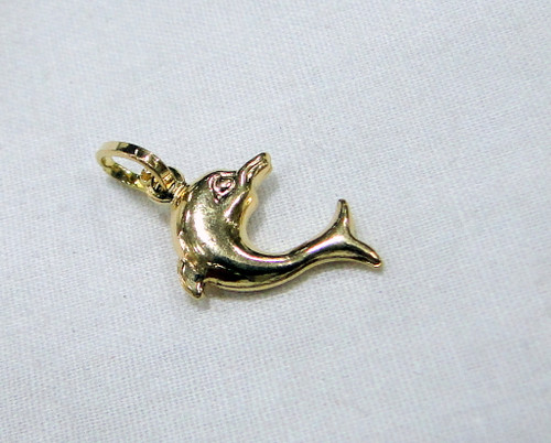 Gold Dolphin charm pendant 18 K gold pendant -11818