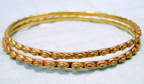 gold bangle bracelet set of two 22 k gold vintage handmade jewelry 11908
