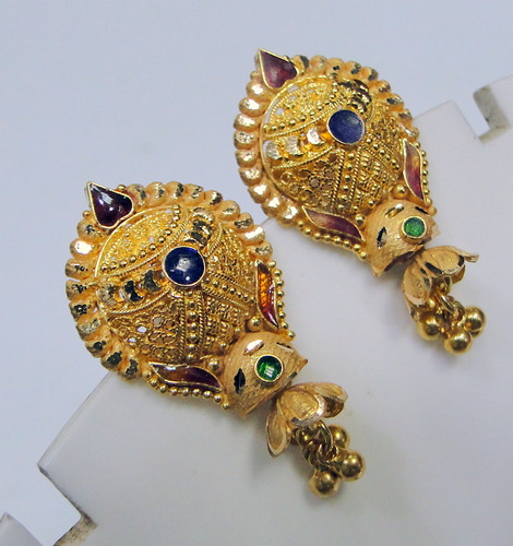 22K Gold Studs Earrings fine jewelry 12081