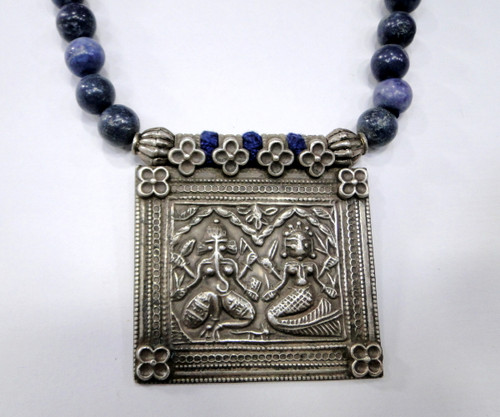 Ethnic Tribal Old Silver Lapis Gemstone Beads Laxmi Ganesha Amulet Pendant Necklace 13269