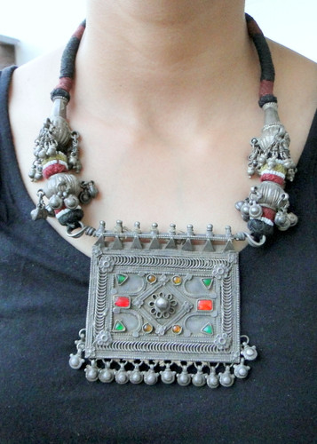 Ethnic Tribal Old Silver Large Pendant Beads Charm Necklace 13392