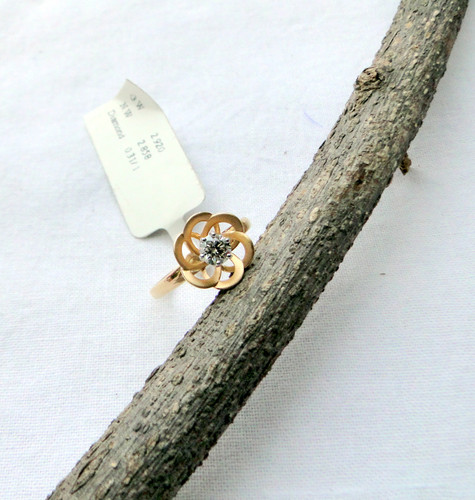 18K Solid Gold Marked Real Diamond wedding Engagement Ring Fine Gift Jewelry 574-081