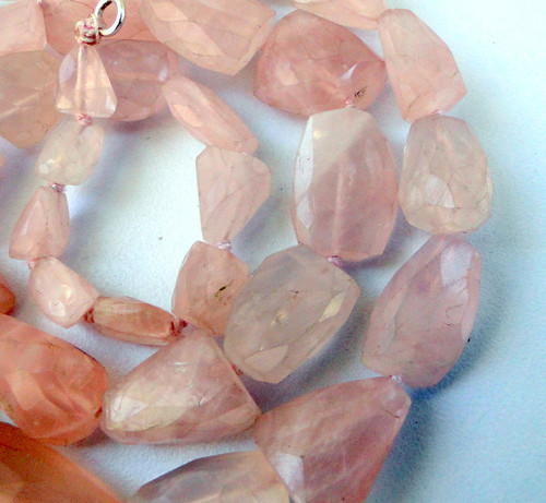 VINTAGE ROSE QUARTZ  STONES TUMBLE NECKLACE STRAND