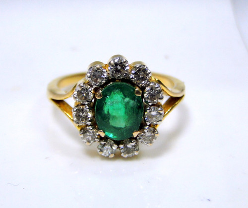 Vintage 18 k solid gold Emerald Diamond ring 9373