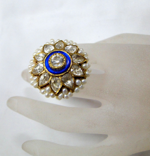 vintage antique 22 K gold Cocktail ring