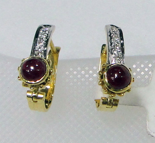 14 K solid gold Diamond Ruby earrings studs jewelry