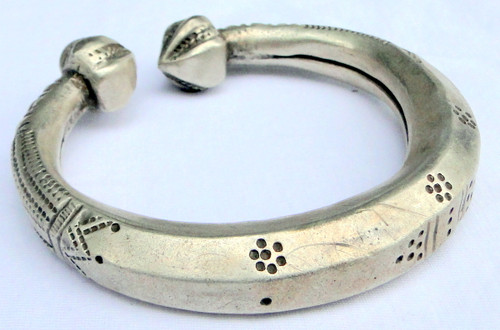 Vintage Ethnic Sterling Silver Bangle Old Silver Bracelet 13183