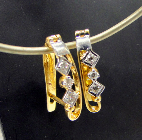 18 K solid gold Diamond hoop earrings jewelry