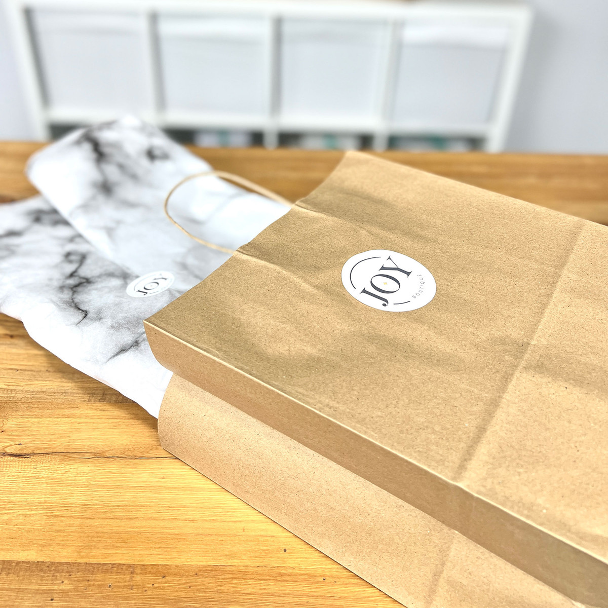 8 x 4.5 x 10.5in - Substitute Stock - 100gsm