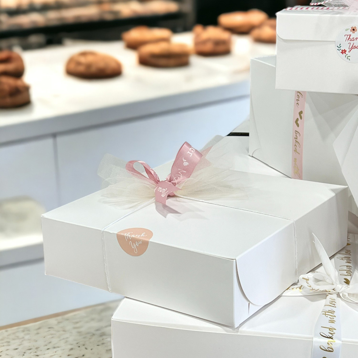Image of White Bakery Boxes