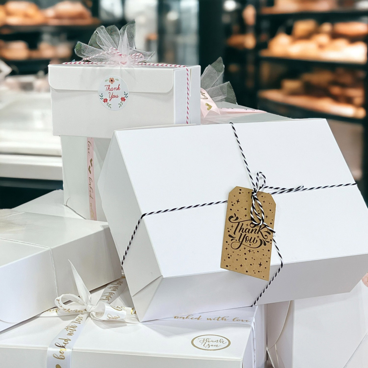 Image of White Bakery Boxes
